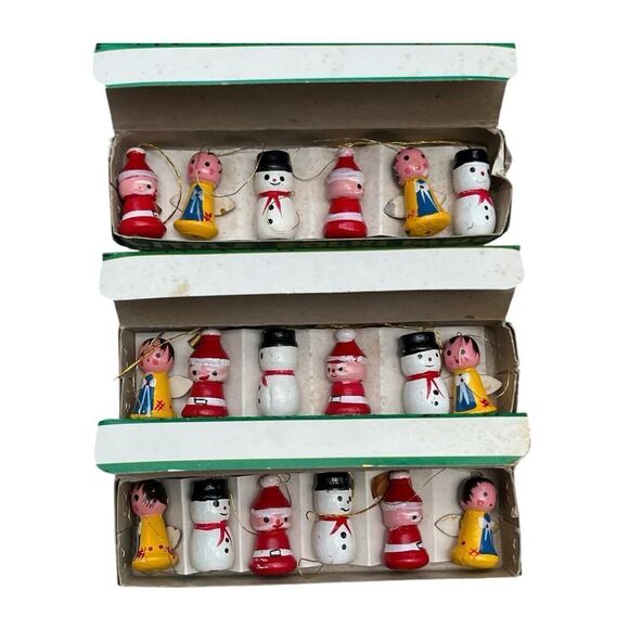Vintage Little Folks Set Of 6 Hand-Painted Wooden Christmas Ornaments 1979 SET/3 - Picture 1 of 3
